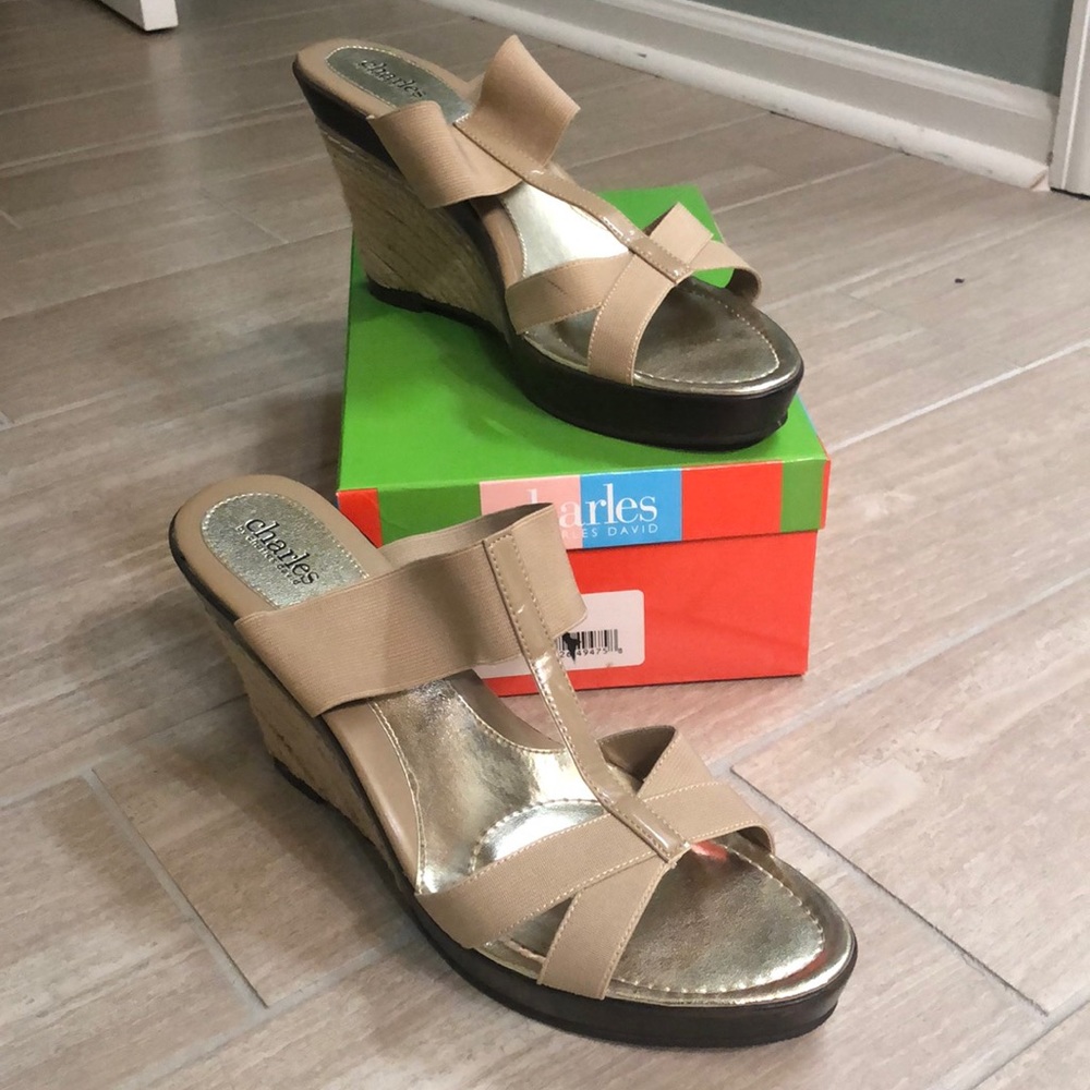 Wedge shoes